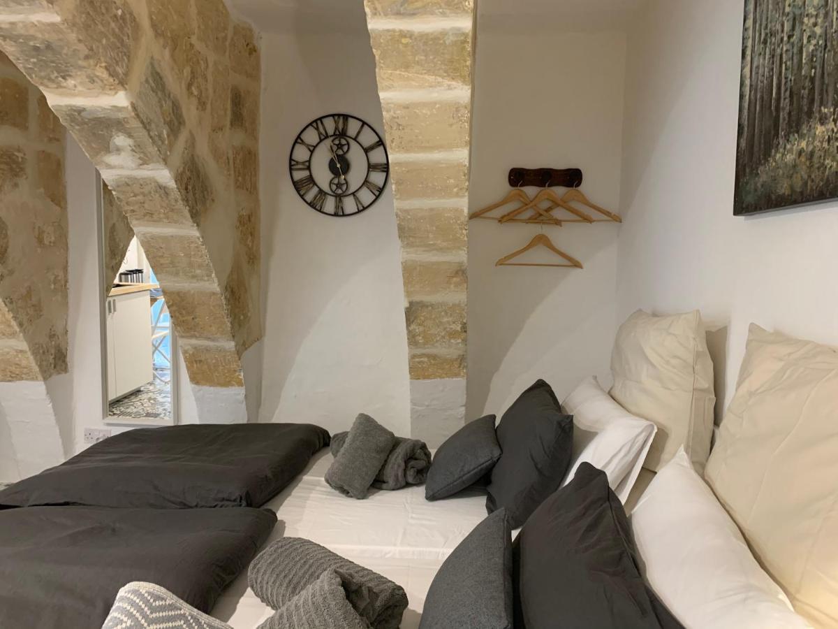 Studio Apartment In Valletta Exterior photo