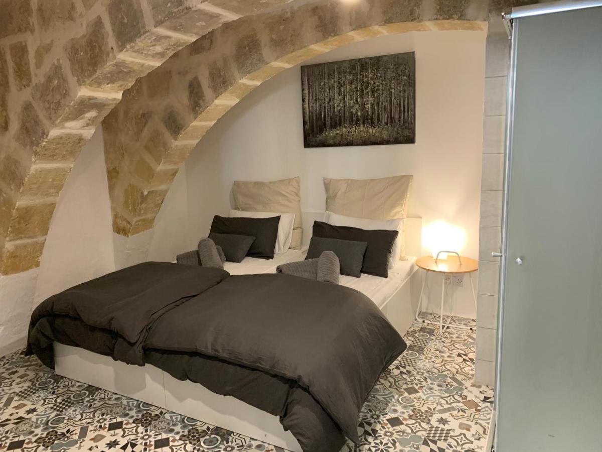 Studio Apartment In Valletta Exterior photo