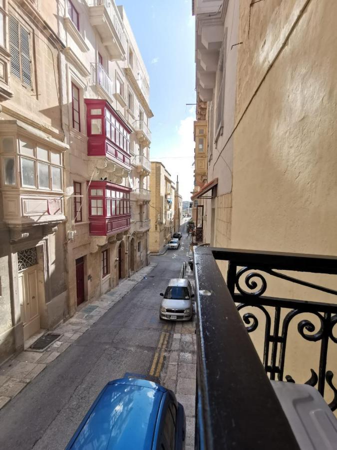 Studio Apartment In Valletta Exterior photo