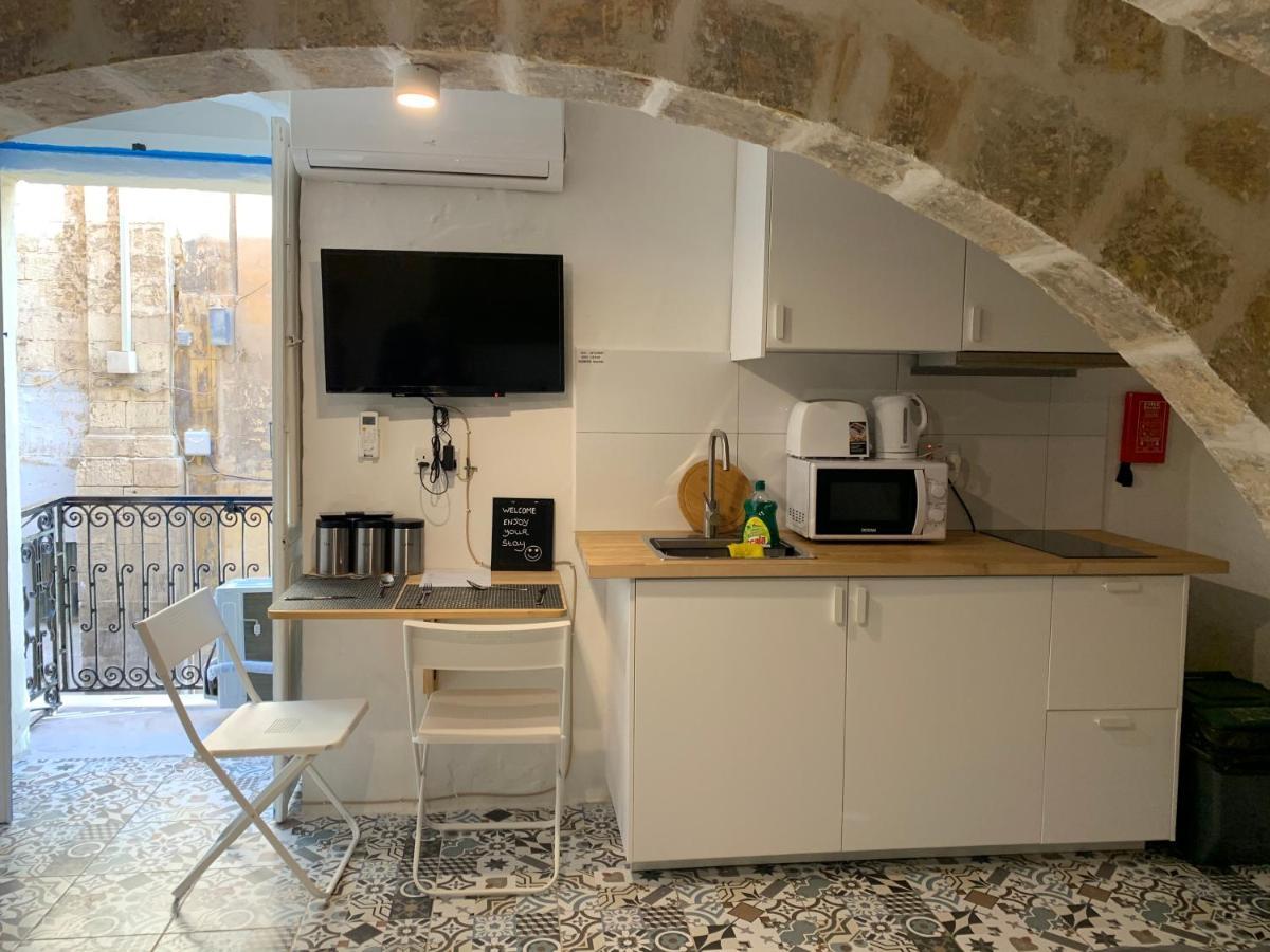 Studio Apartment In Valletta Exterior photo